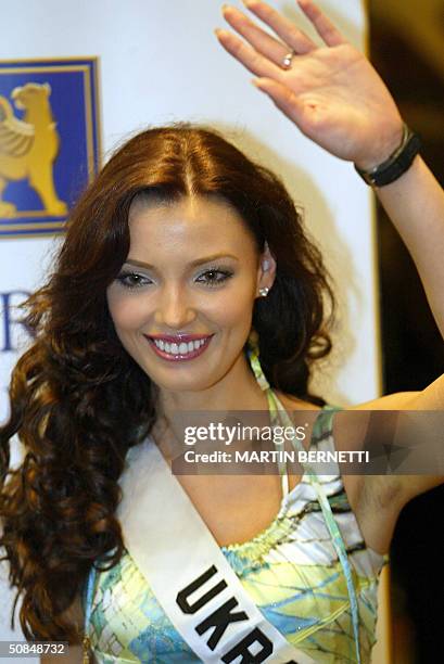 Miss Ukraine Oleksandra Nikolayenko, poses for the photographers 17 May 2004, in Quito City, during the first session of interviews. The Miss...