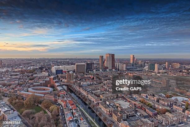 vista aérea do centro da cidade de haia - hague - fotografias e filmes do acervo