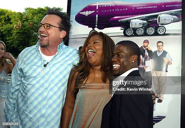 Actors Tom Arnold, Mo'Nique and Kevin Hart attend the world premiere of the MGM Pictures' film "Soul Plane" on May 17, 2004 at the Mann Village...