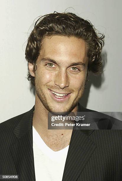 Actor Oliver Hudson attends The WB Upfront All-Star Party May 18, 2004 in New York City.