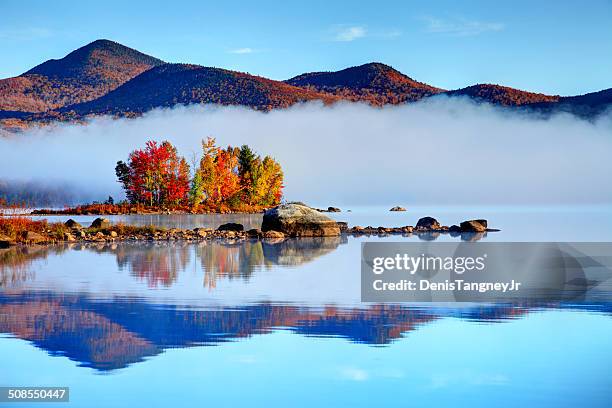 autumn in vermont - green mountain range stock pictures, royalty-free photos & images