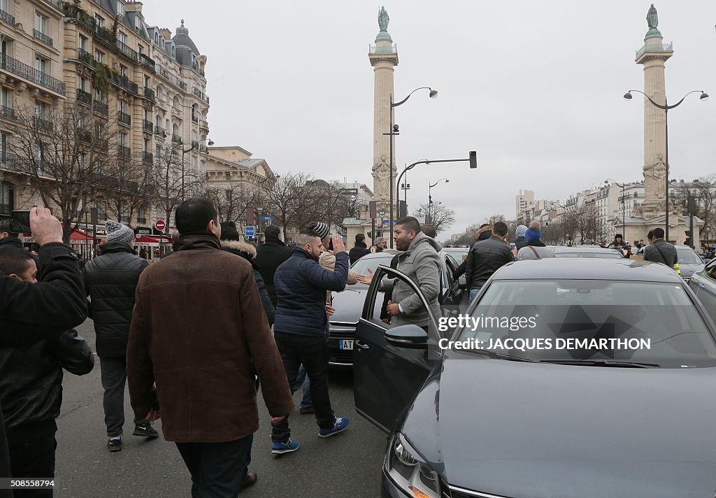 FRANCE-TRANSPORT-PRIVATE-VTC-TAXIS-DEMO