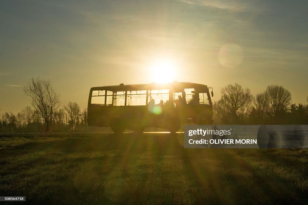 ITALY-TRANSPORT-SCHOOL-FEATURE