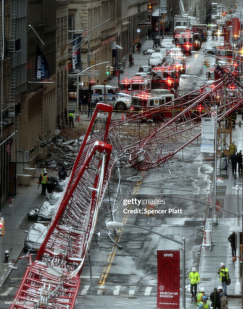 Crane Collapses In Lower Manhattan