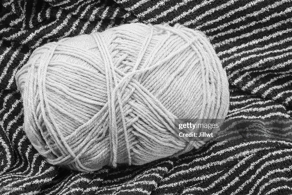 Knitting roll
