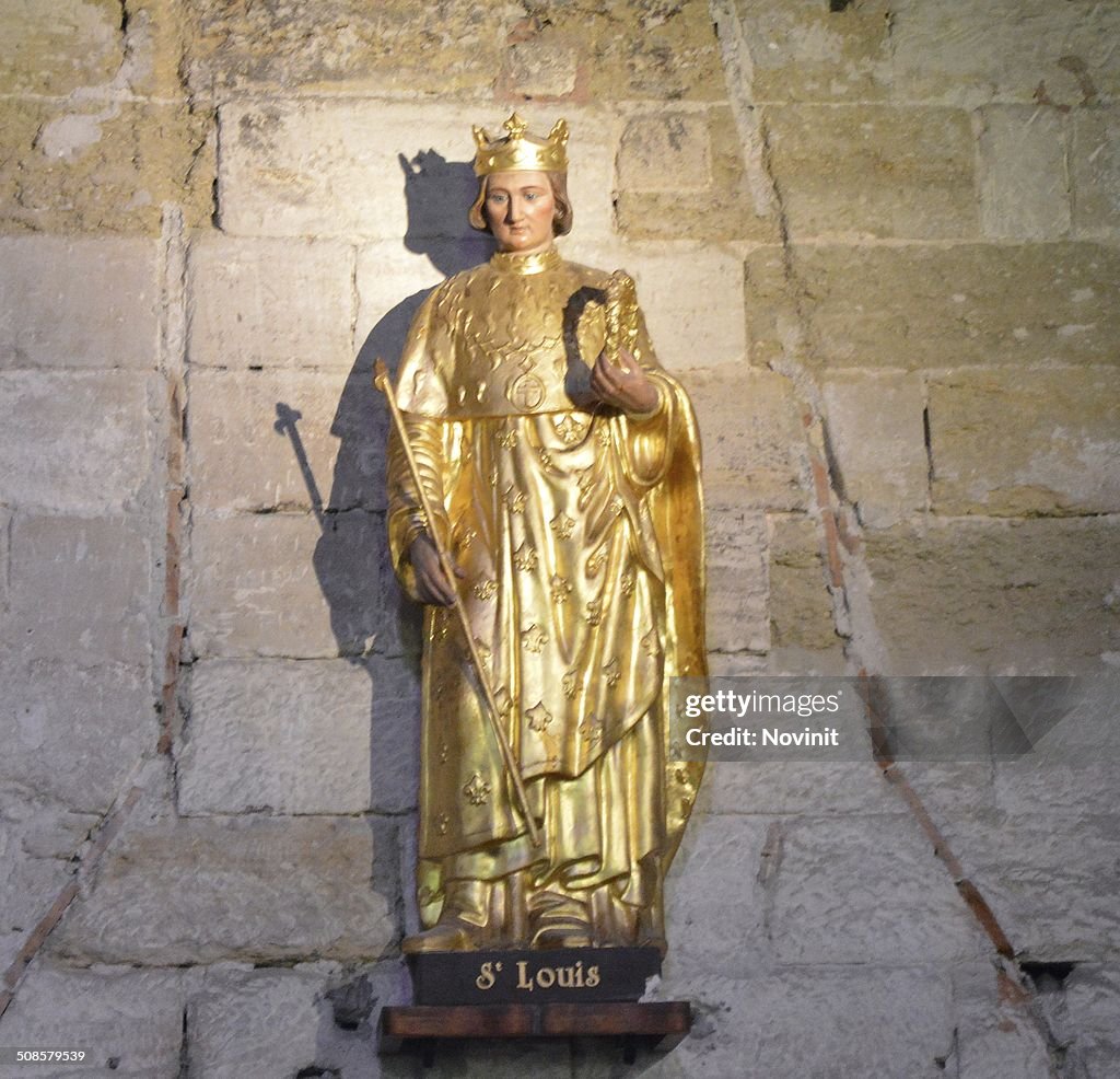 Statue of St-Louis in Aigues Mortes