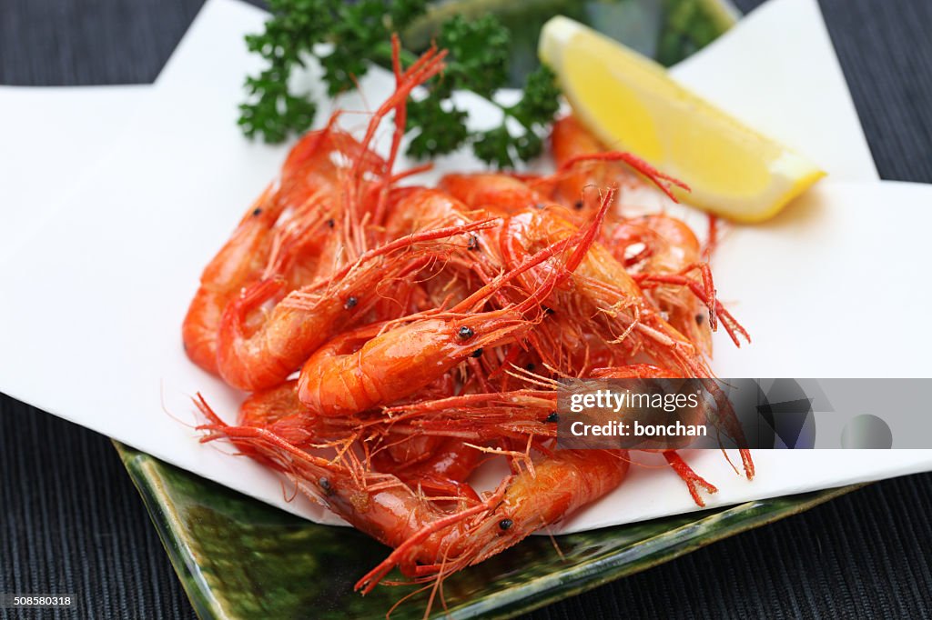 Frit aux crevettes, des plats japonais d'eau douce