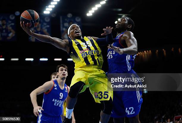 Bobby Dixon, #35 of Fenerbahce Istanbul in action during the Turkish Airlines Euroleague Basketball Top 16 Round 6 game between Anadolu Efes Istanbul...
