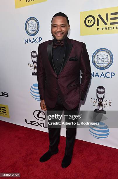 Host Anthony Anderson attends the 47th NAACP Image Awards presented by TV One at Pasadena Civic Auditorium on February 5, 2016 in Pasadena,...