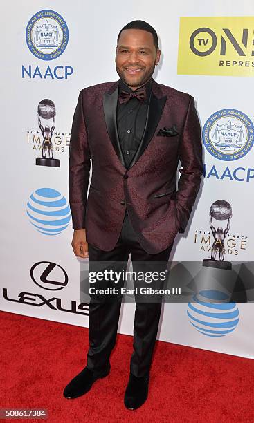 Actor Anthony Anderson attends the 47th NAACP Image Awards presented by TV One at Pasadena Civic Auditorium on February 5, 2016 in Pasadena,...