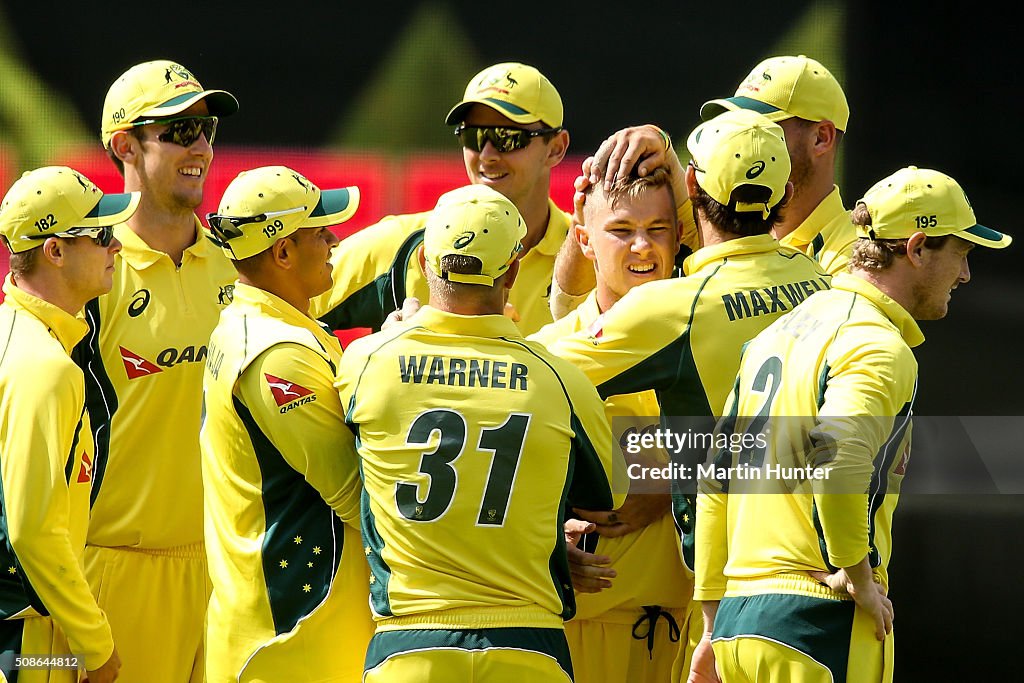 New Zealand v Australia - 2nd ODI