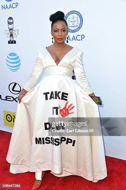 Actress Aunjanue Ellis attends the 47th NAACP Image Awards presented by TV One at Pasadena Civic Auditorium on February 5, 2016 in Pasadena,...