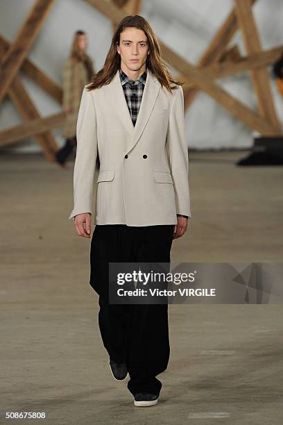 Model walks the runway during the Billy Reid fashion show during the New York Fashion Week Men's Fall/Winter 2016 on February 3, 2016 in New York...