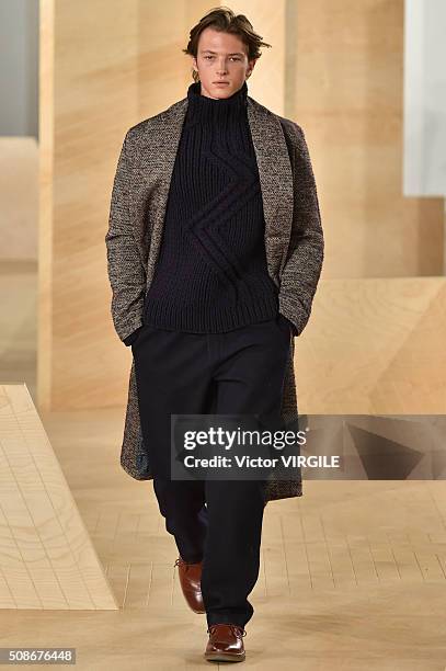 Model walks the runway during the Perry Ellis fashion show during New York Fashion Week Men's Fall/Winter 2016 on February 3, 2016 in New York City.