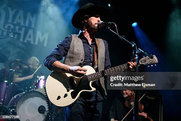 Ryan Bingham performs live on stage for the "Fear and Saturday Night" Tour at Irving Plaza on February 5, 2016 in New York City.