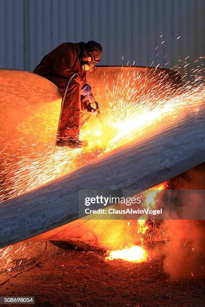 sparks from welding - ship propeller stock pictures, royalty-free photos & images