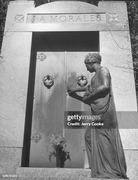 View of the tomb of Josie Arlington Duebler.