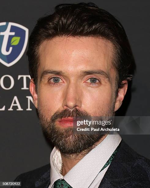 Scanlan Actor Emmett J Scanlan Photos and Premium High Res Pictures - Getty Images