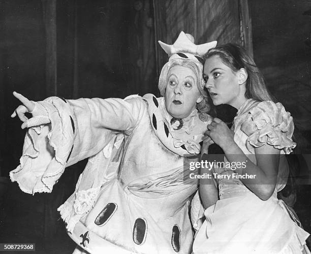 Meg Marsh 44 Margaret Marsh Stock Photos, High-Res Pictures, and Images - Getty ...