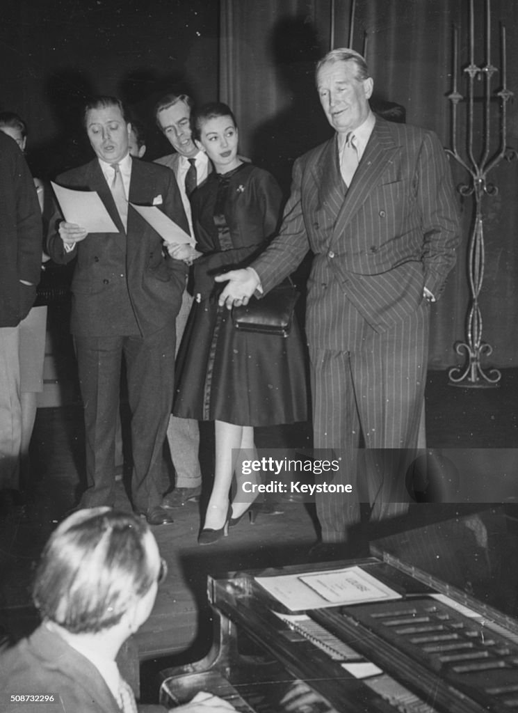 Maurice Chevalier, Janette Scott, Ian Carmichael And Richard Attenborough