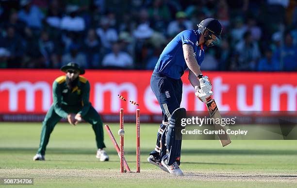Ben Stokes of England is bowled by Morne Morkel of South Africa during the 2nd Momentum ODI between South Africa and England at St George's Park on...