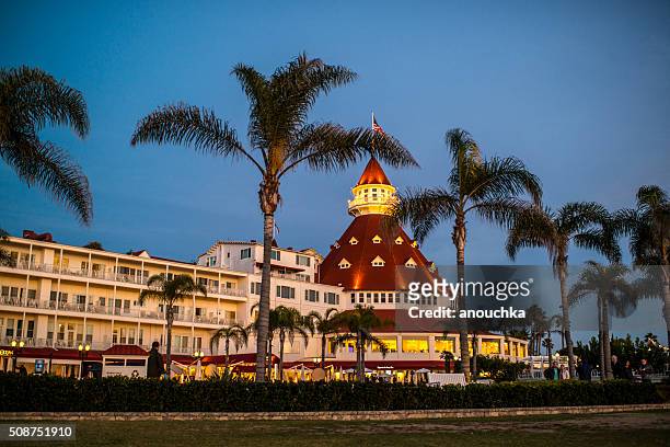 famous hotel del coronado, usa - coronado island stockfoto's en -beelden