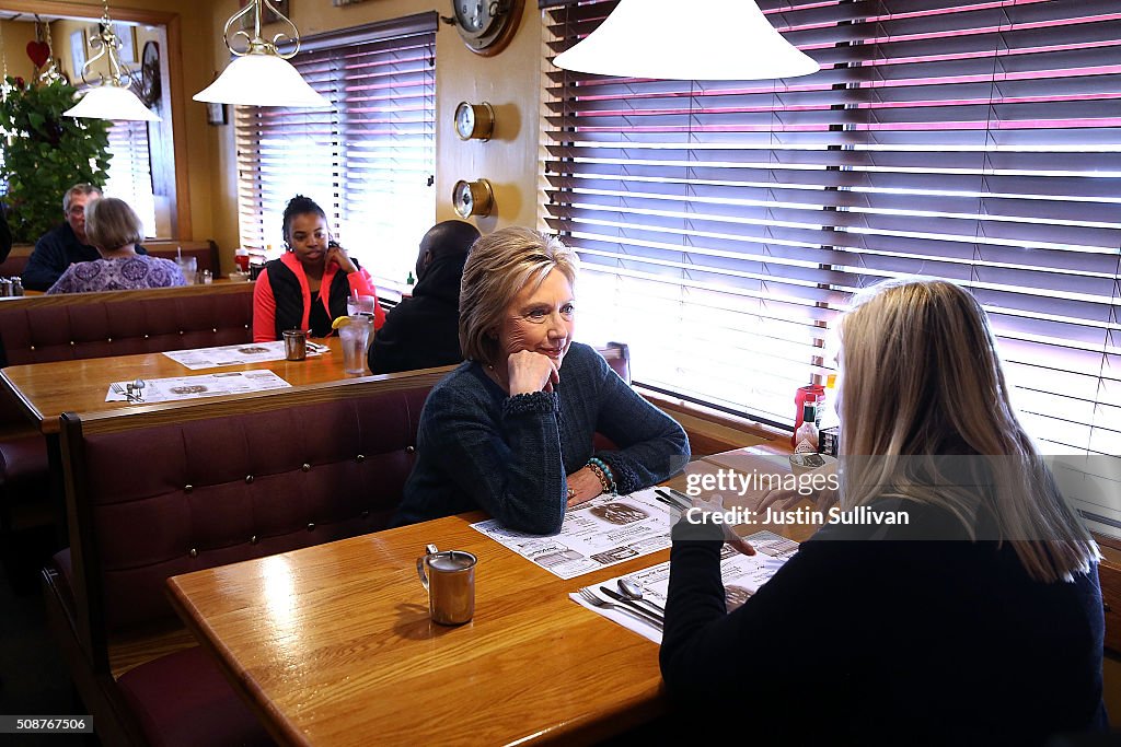 Hillary Clinton Campaigns In New Hampshire Ahead Of Primary