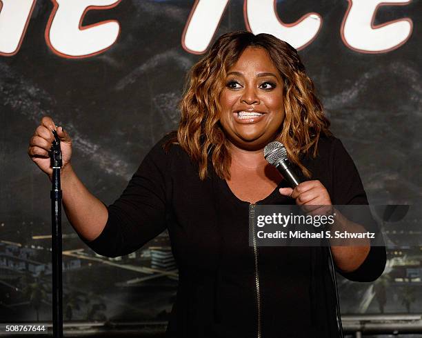 Comedian Sherri Shepherd performs during her appearance at The Ice House Comedy Club on February 5, 2016 in Pasadena, California.