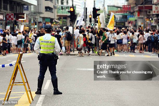 policeman - hong kong police - fotografias e filmes do acervo
