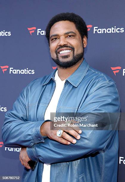 Former NFL player Jonathan Ogden attends Fanatics Super Bowl Party on February 6, 2016 in San Francisco, California.