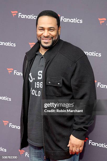 Former NFL player Jerome Bettis attends Fanatics Super Bowl Party on February 6, 2016 in San Francisco, California.