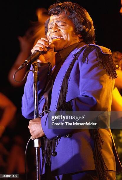 James Brown performs at the season opener at the Mountain Winery, on May 20, 2004 in Saratoga, California.