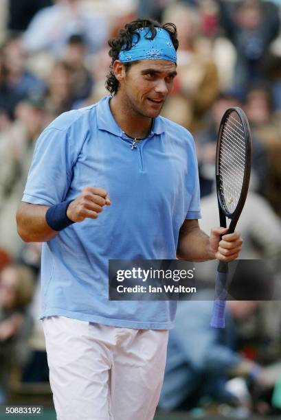 Mark Philippoussis of Australia celebrates winnig his match against Mariano Zabaleta of Argentina during the ATP 2004 ARAG World Team Cup at the...