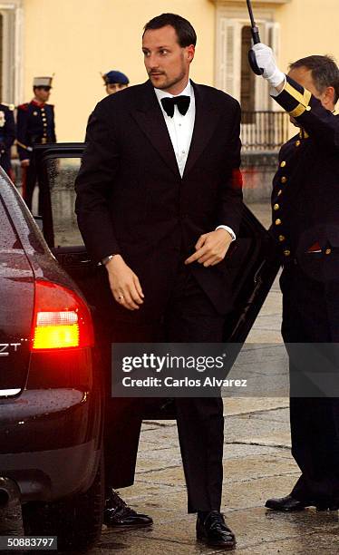 Norwegian Crown Prince Haakon arrives to attend a gala dinner at El Pardo Royal Palace May 21, 2004 in Madrid. Spanish Crown Prince Felipe de Bourbon...