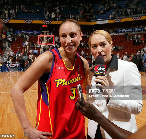 Diana Taurasi of the Phoenix Mercury against the Connecticut Sun on May 22, 2004 at the Mohegan Sun Arena in Uncasville, Connecticut. NOTE TO USER:...