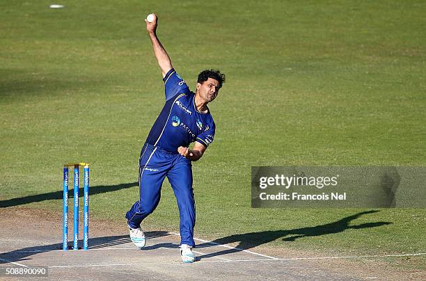 Abdul Razzaq of Capricorn bowls during the Oxigen Masters Champions League match between Virgo Super Kings and Capricorn Commanders on February 7,...