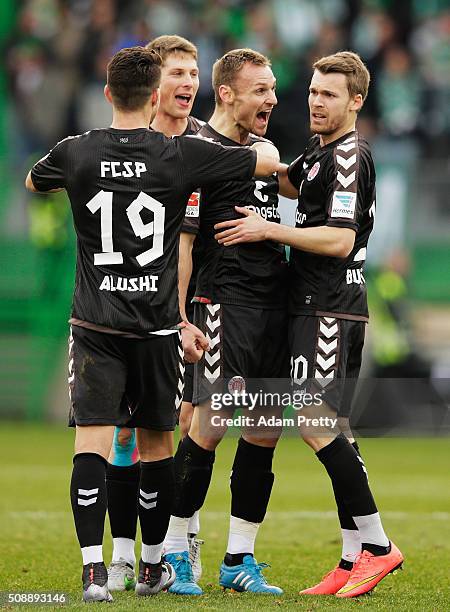 Bernd Nehrig of St Pauli celebrates scoring a goal during the 2. Bundesliga match between Greuther Fuerth and FC St. Pauli at Stadion am Laubenweg on...