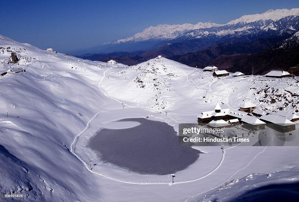 Shimla Receives First Heavy Snowfall Of The Season