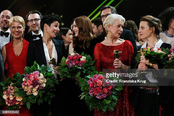 Cordula Stratmann, Dunja Hayali, Julianne Moore, Helen Mirren and Maria Simon attend the Goldene Kamera 2016 show on February 6, 2016 in Hamburg,...