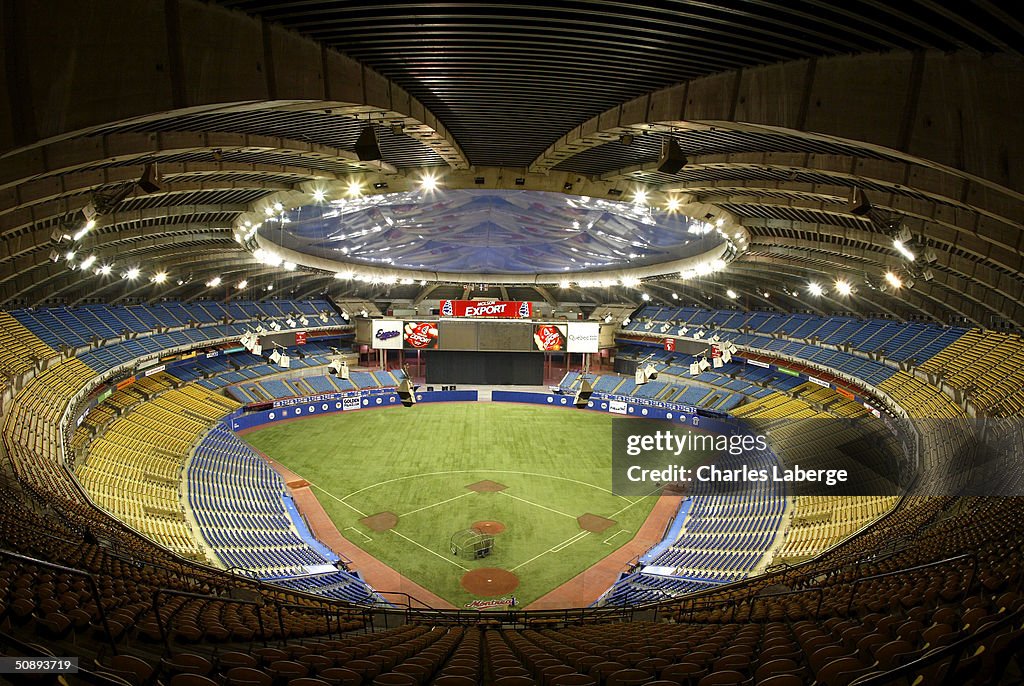 Braves v Expos