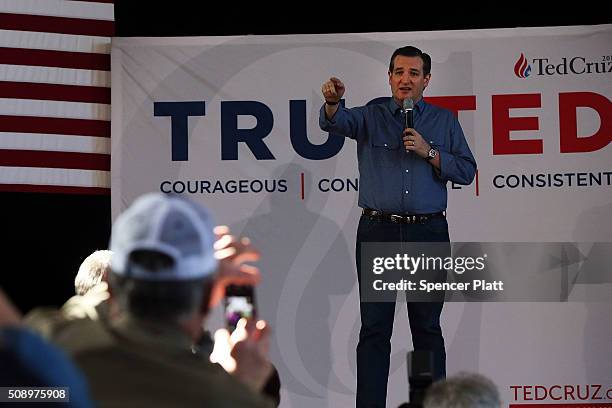 Republican presidential candidate Sen. Ted Cruz speaks at a Town Hall event on February 7, 2016 in Peterborough, New Hampshire. Cruz, who won the...