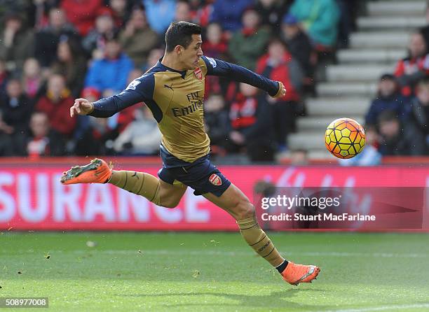 Alexis Sanchez of Arsenal during the Barclays Premier League match between AFC Bournemouth and Arsenal at The Vitality Stadium on February 7, 2016 in...