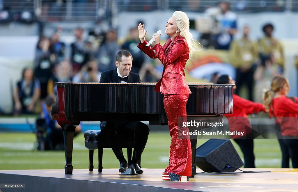 Super Bowl 50 - Carolina Panthers v Denver Broncos