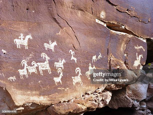 Pectoglyph Rabbit Moab Petroglyphs Photos and Premium High Res Pictures - Getty Images