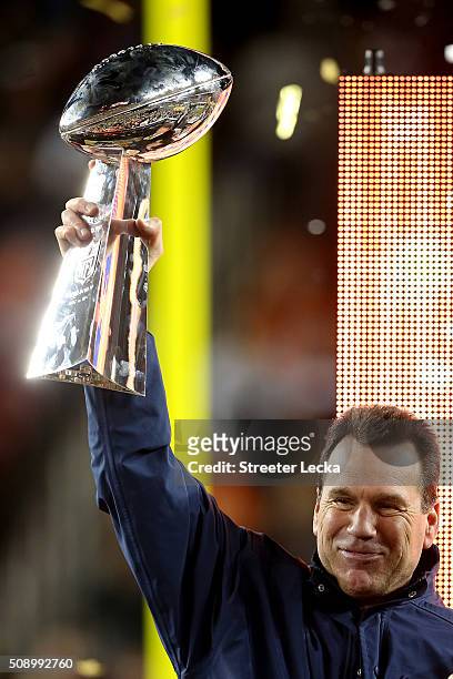 Gary Kubiak of the Denver Broncos celebrates with the Vince Lombardi Trophy after winning Super Bowl 50 at Levi's Stadium on February 7, 2016 in...