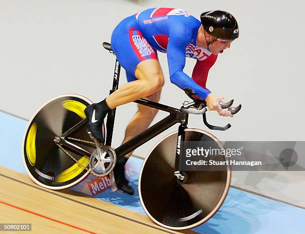 Chris Hoy of Great Britain wins the mens kilometer time trial final during day two of the UCI Track Cycling World Championships at the Vodafone Arena...