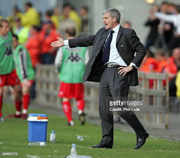 Mark Hughes the Wales Manager shouts to his players during the Norway v Wales Match at the Ullevaal Stadium in Oslo on May 27, 2004 in Norway.