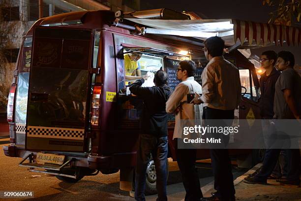 Square Ruth Square Ruth Truck Photos and Premium High Res Pictures - Getty Images