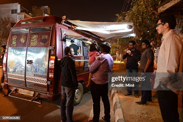 Square Ruth Square Ruth Truck Photos and Premium High Res Pictures - Getty Images