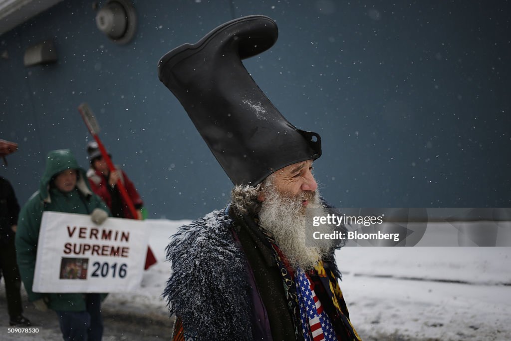 Presidential Candidate Ted Cruz Holds New Hampshire Town Hall And Campaign Stop